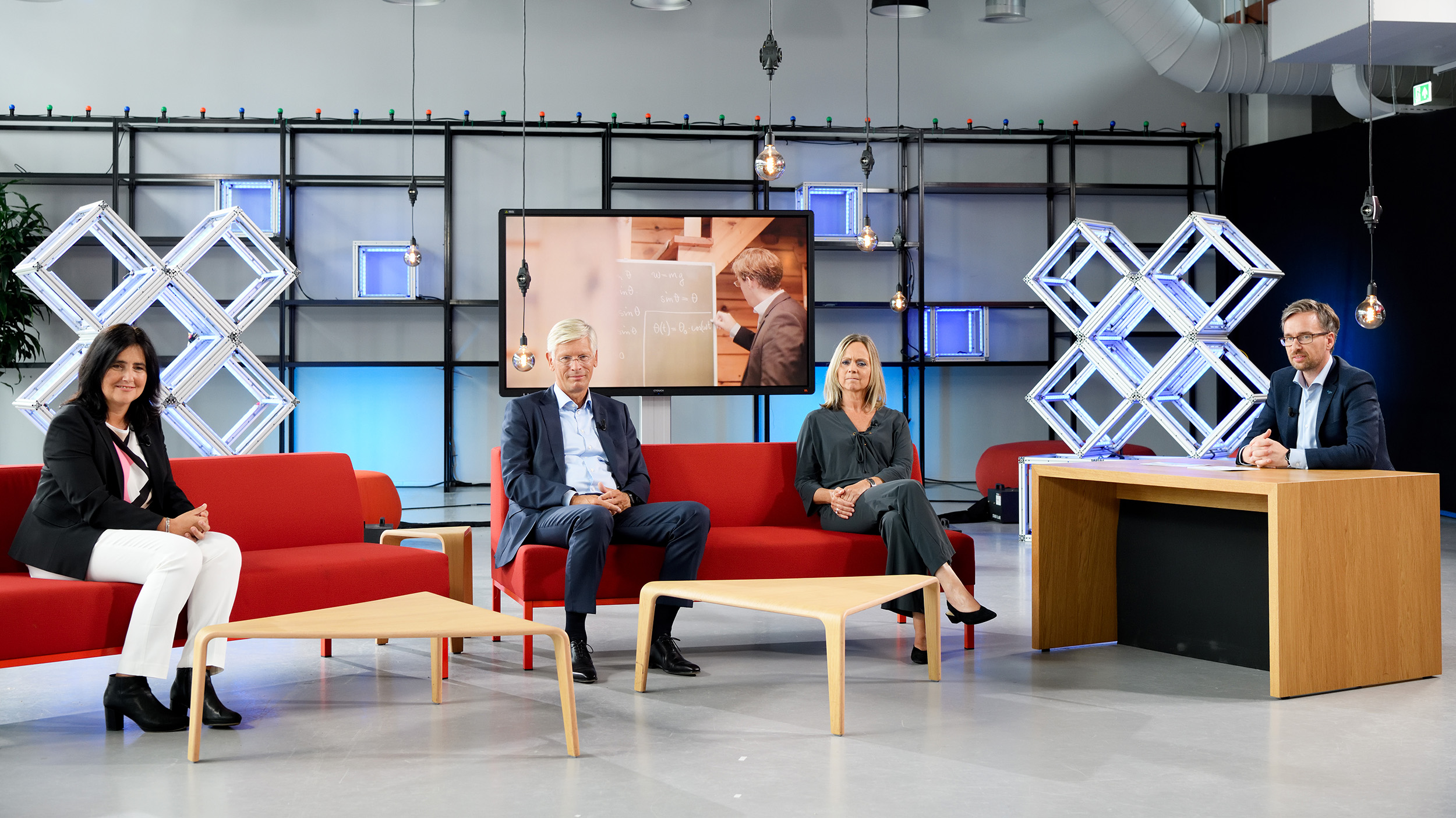 Talk show that marks the start of the academic year 20-21 of Eindhoven University of Technology